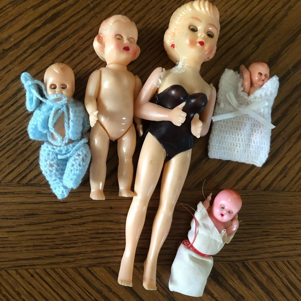 Vintage five plastic